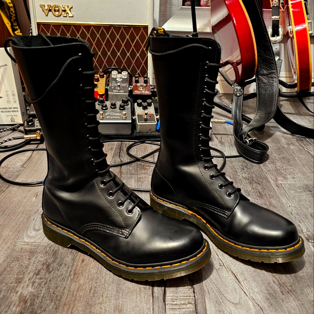 Dr. Martens 1914w (Men's narrow/Ladies)